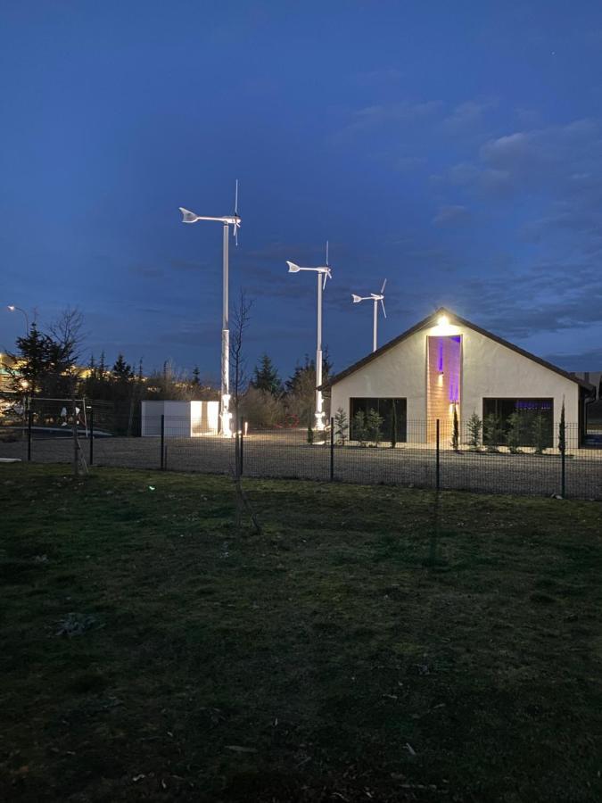 World Hotel Saint-Vulbas Esterno foto